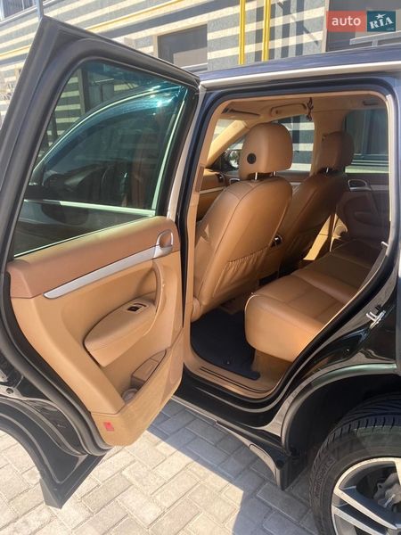 Внедорожник / Кроссовер Porsche Cayenne 2008 в Ромнах