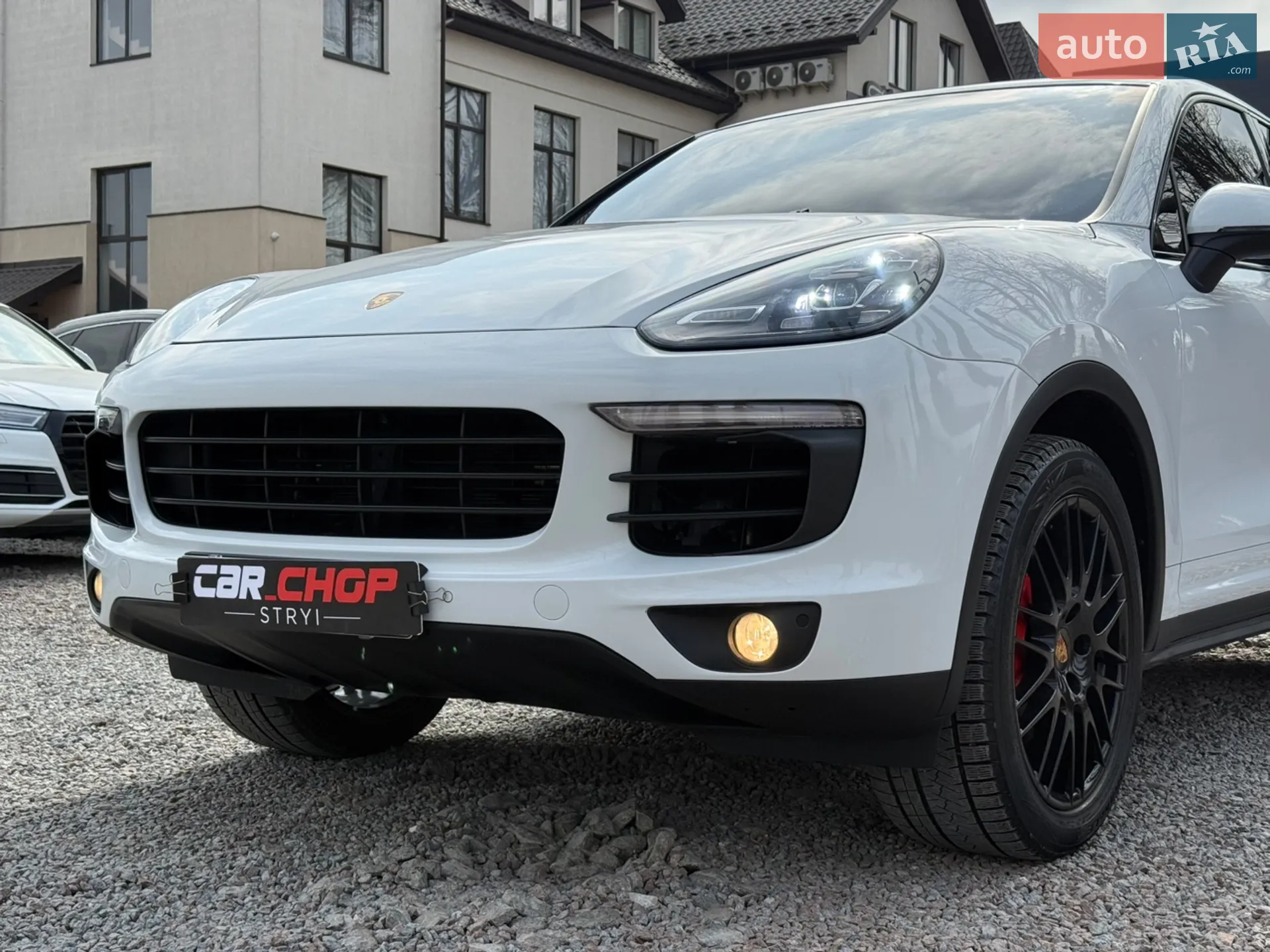 2016 Porsche Cayenne - мініатюра 8