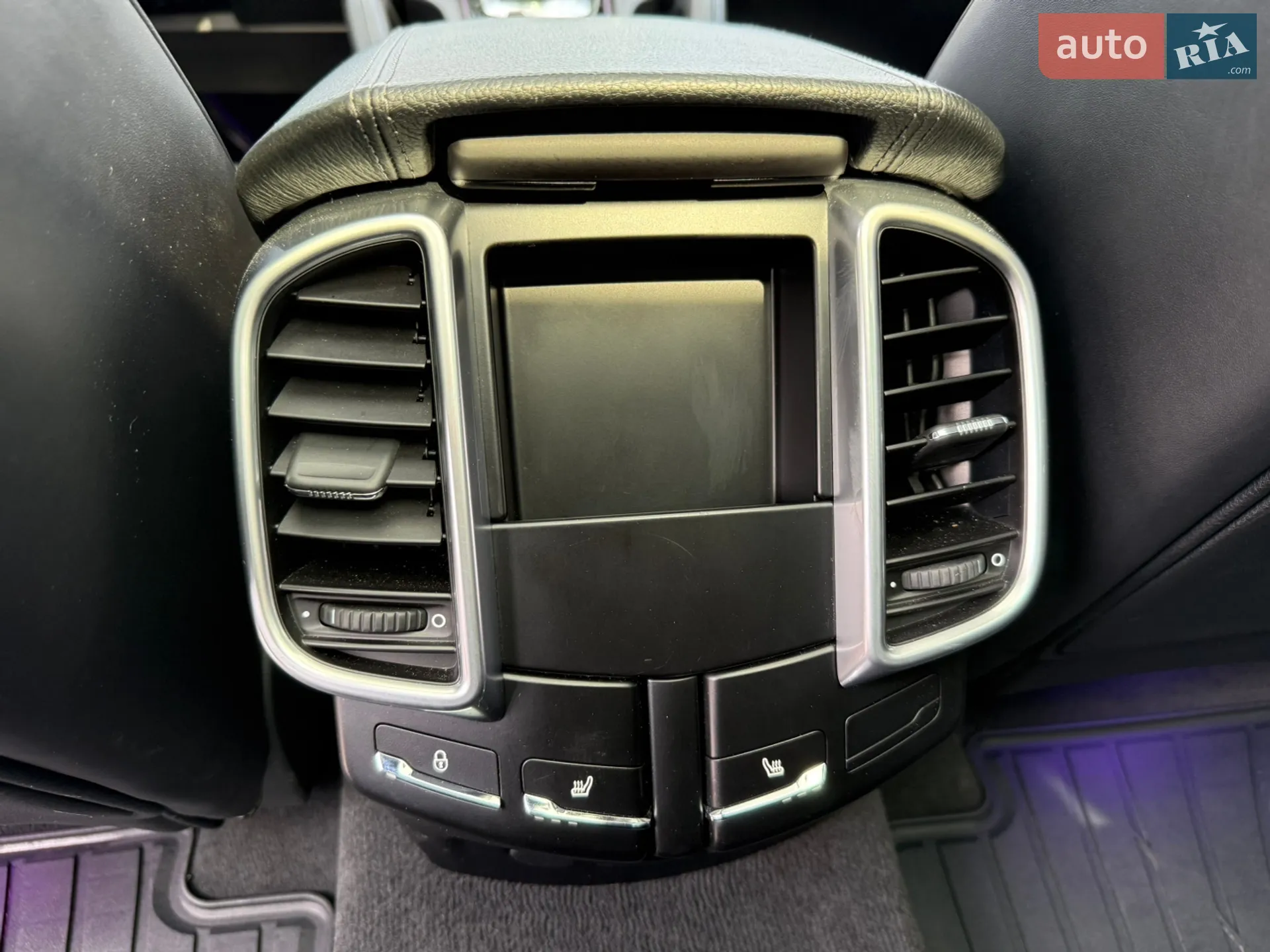 2016 Porsche Cayenne - мініатюра 50