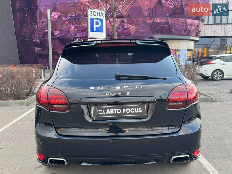 Внедорожник / Кроссовер Porsche Cayenne 2013 в Киеве фото 6 Внедорожник / Кроссовер Porsche Cayenne 2013 в Киеве