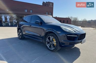 Внедорожник / Кроссовер Porsche Cayenne 2011 в Киеве