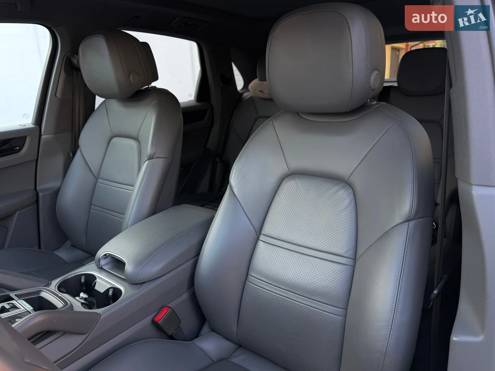 2018 Porsche Cayenne - мініатюра 40