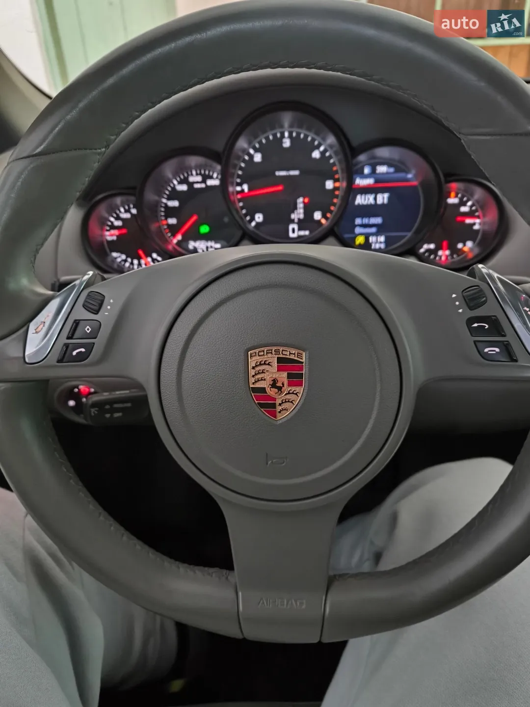 2010 Porsche Cayenne - мініатюра 31