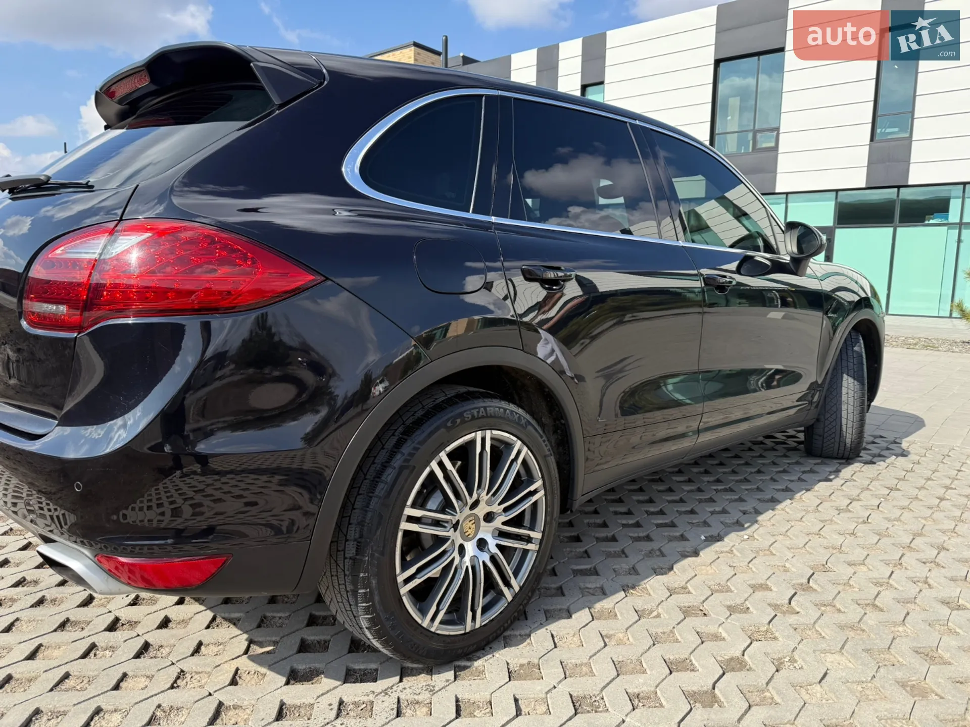 2010 Porsche Cayenne - мініатюра 9