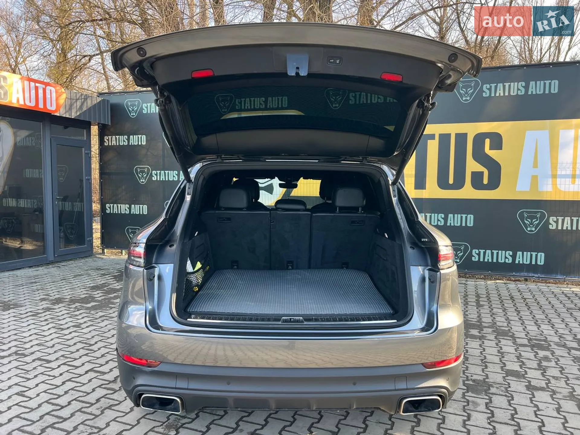 2019 Porsche Cayenne - мініатюра 12