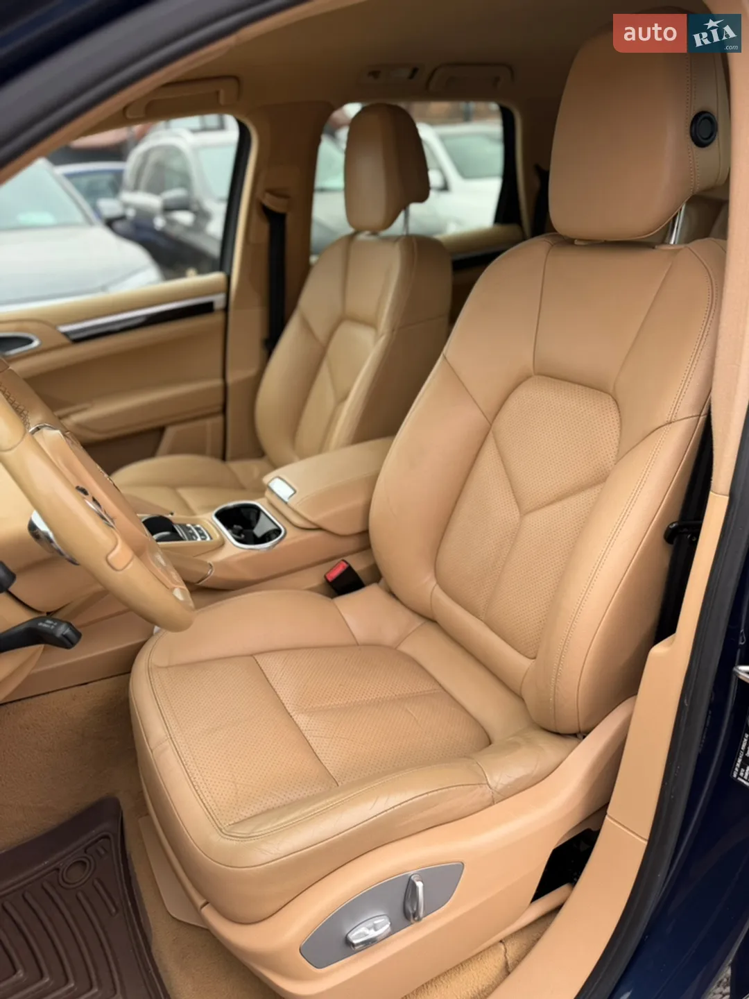 2011 Porsche Cayenne - мініатюра 12