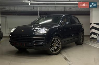 Внедорожник / Кроссовер Porsche Cayenne 2022 в Киеве