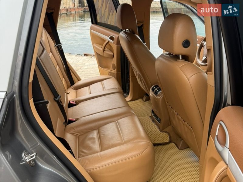 Позашляховик / Кросовер Porsche Cayenne 2009 в Одесі