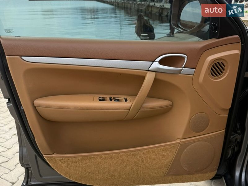 Позашляховик / Кросовер Porsche Cayenne 2009 в Одесі