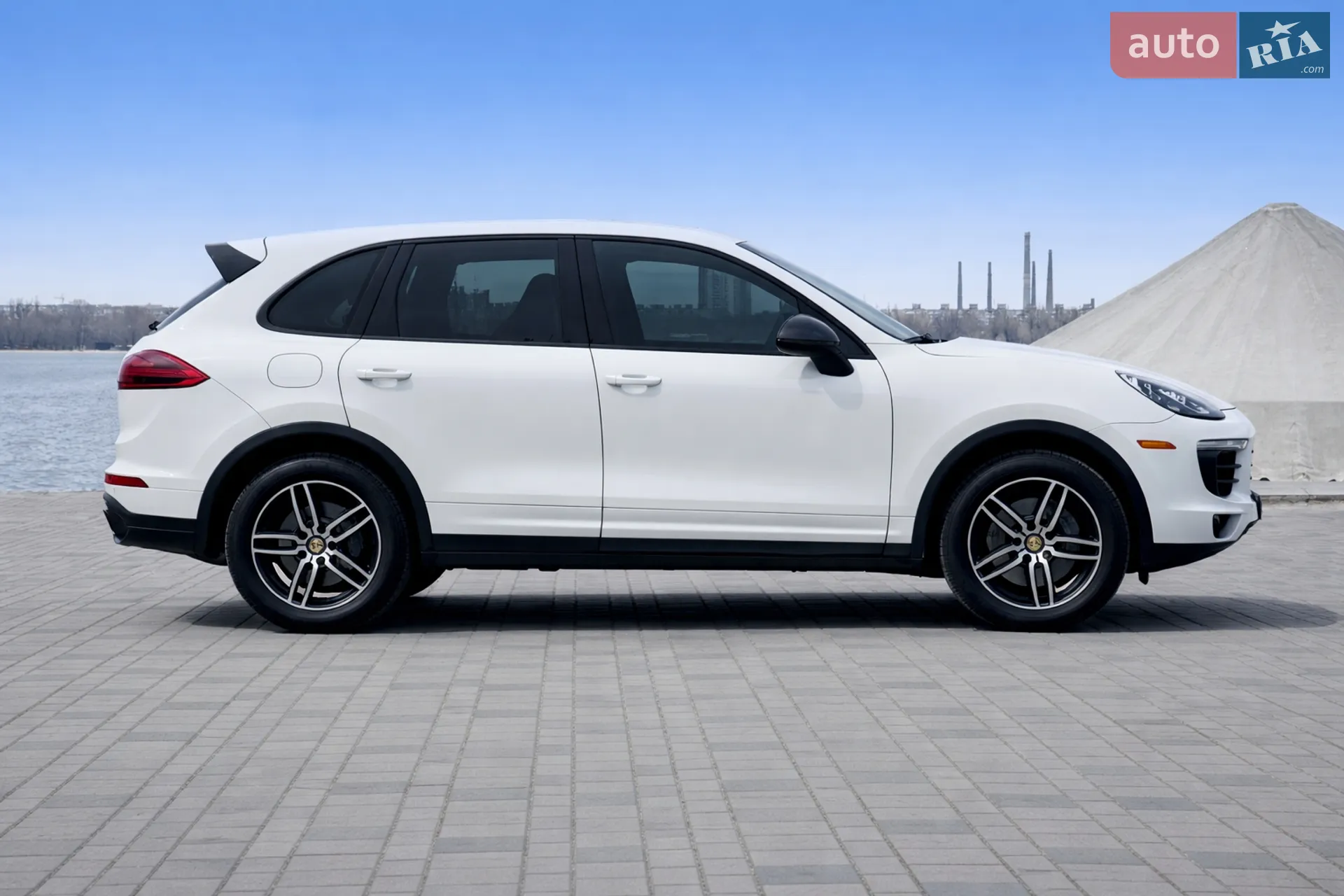 2017 Porsche Cayenne - мініатюра 5