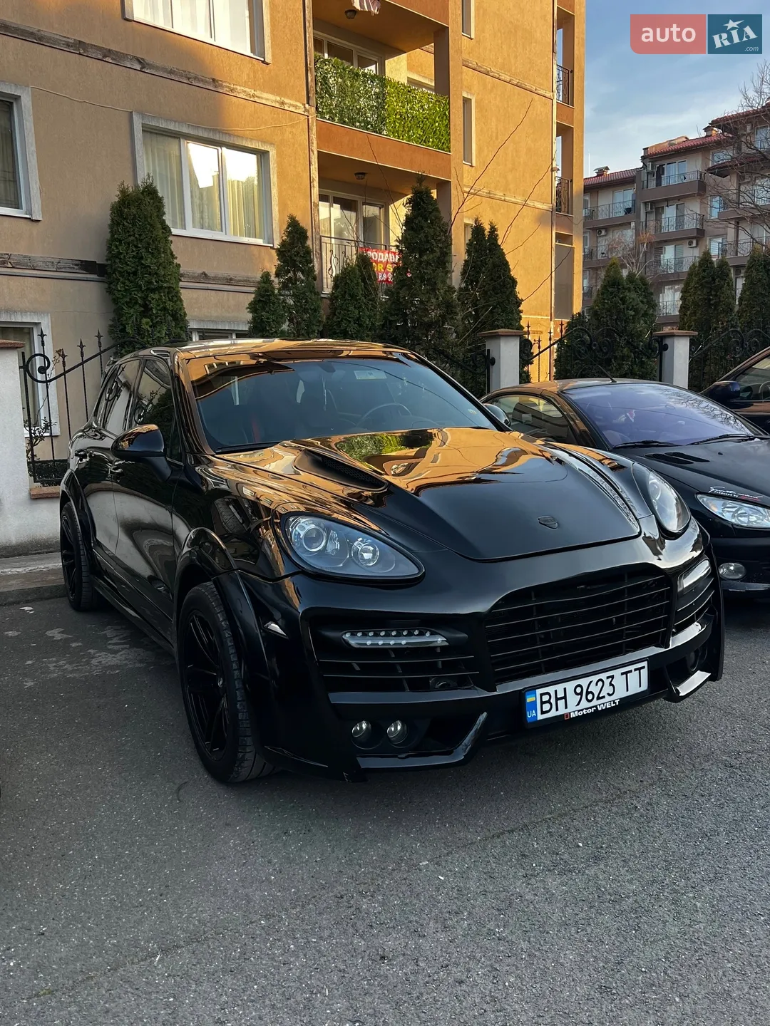 2010 Porsche Cayenne - мініатюра 2