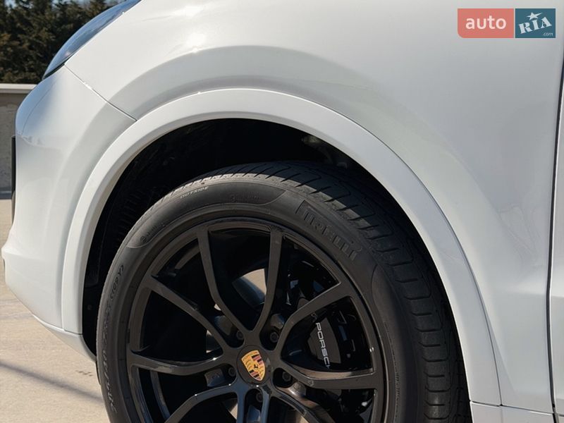 Внедорожник / Кроссовер Porsche Cayenne 2019 в Одессе