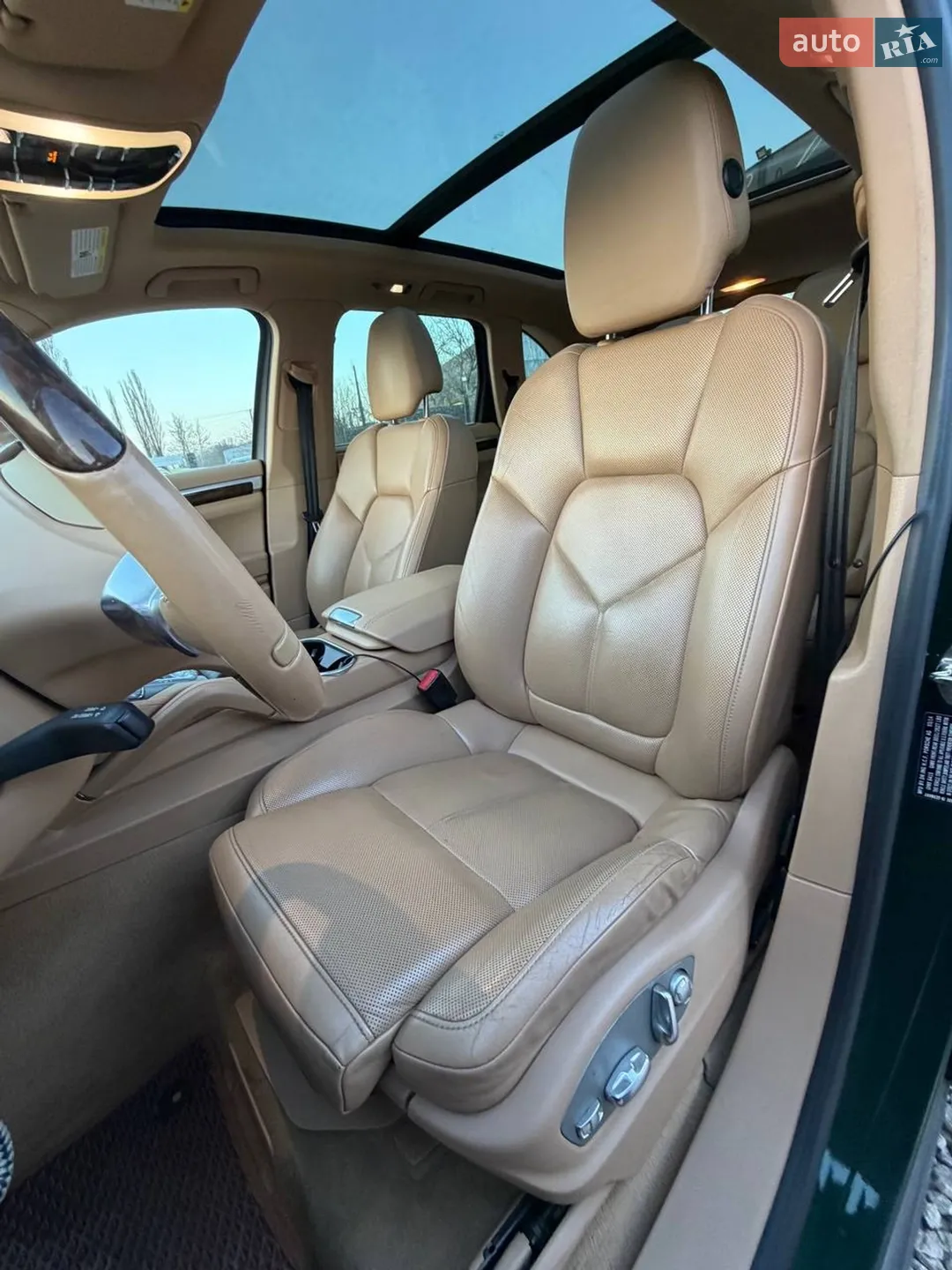 2014 Porsche Cayenne - мініатюра 14
