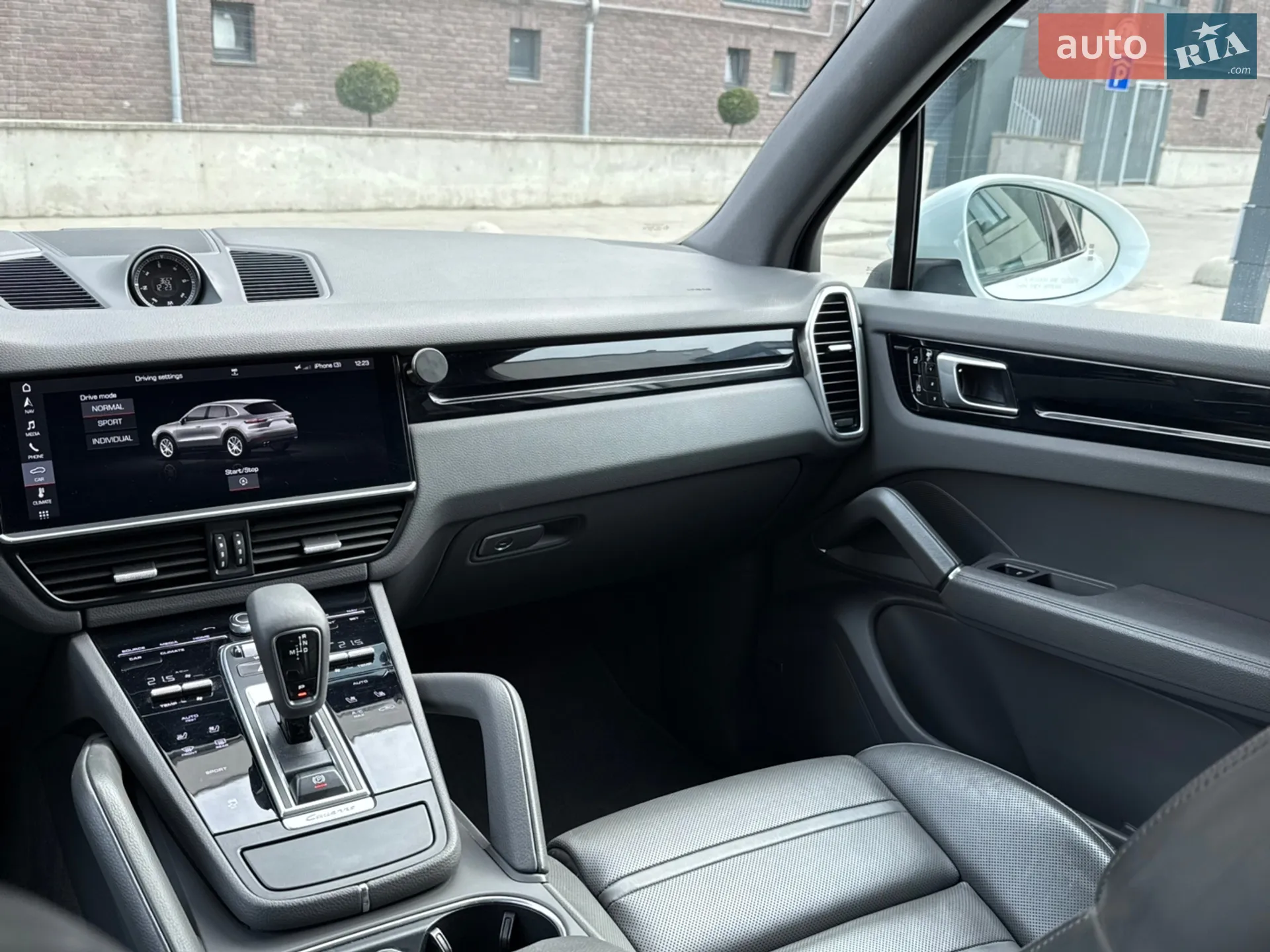 2019 Porsche Cayenne - мініатюра 19