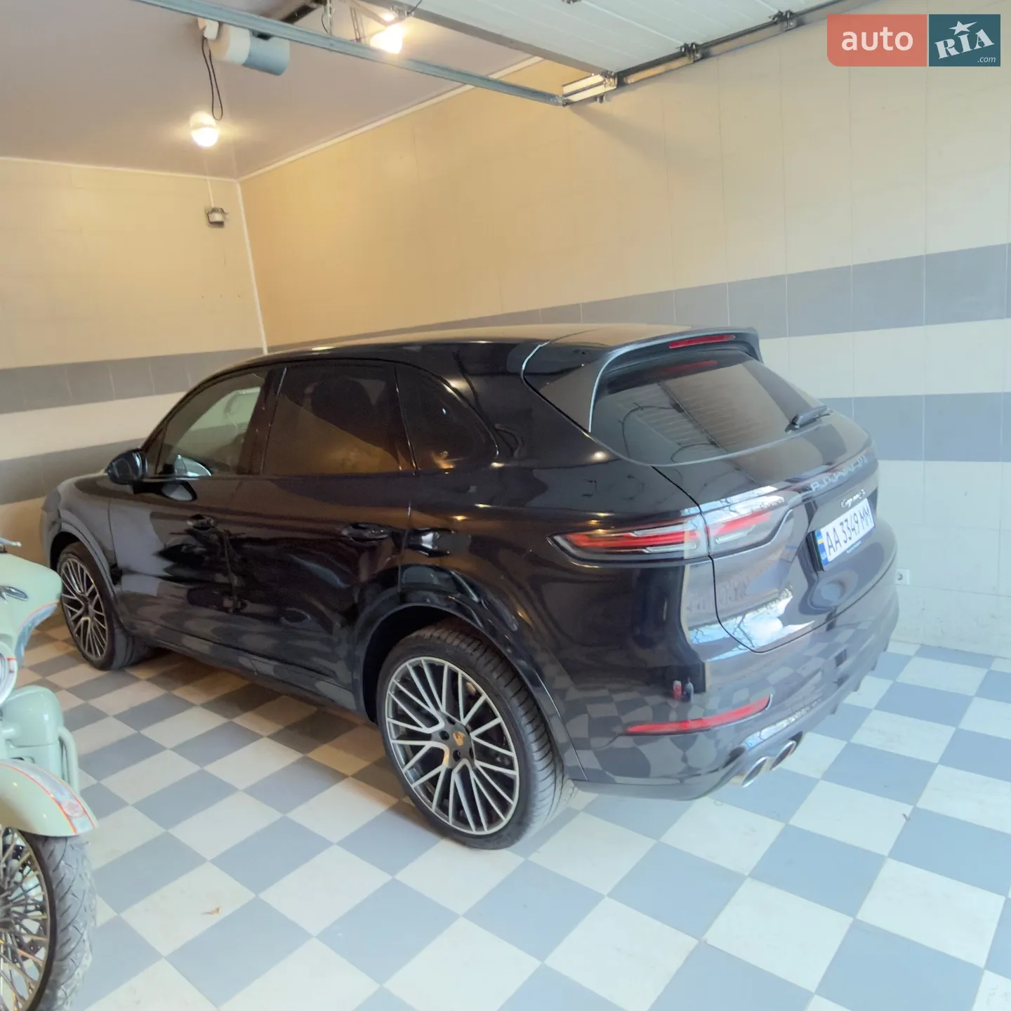 2018 Porsche Cayenne - мініатюра 7
