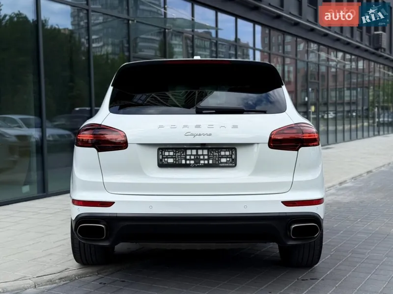 Porsche Cayenne 2015 VIN WP1AA2A20GKA12515 фото оголошення 19 з 111