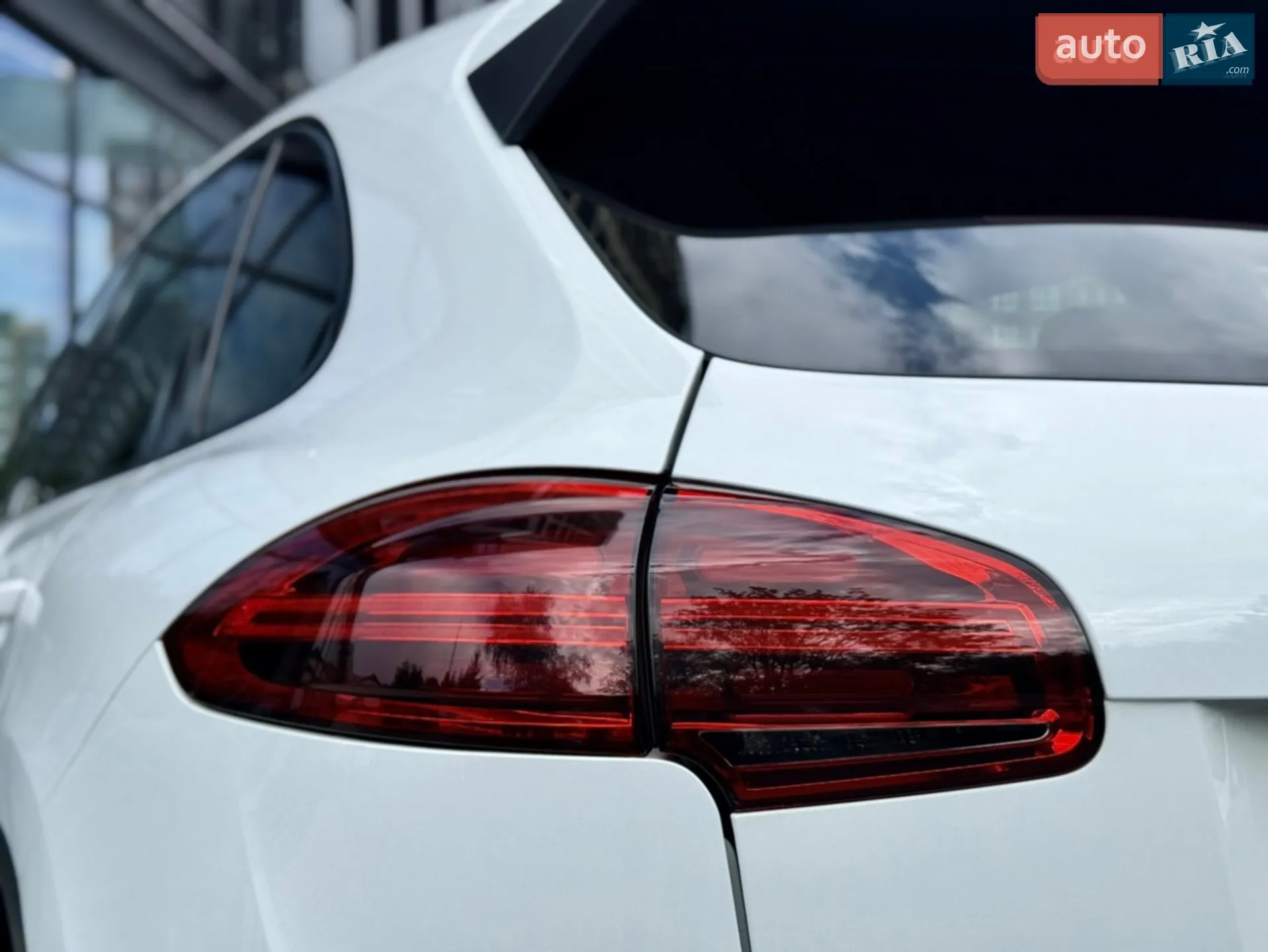 2015 Porsche Cayenne - мініатюра 25