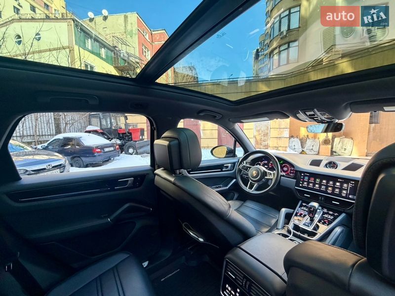 Позашляховик / Кросовер Porsche Cayenne 2022 в Києві