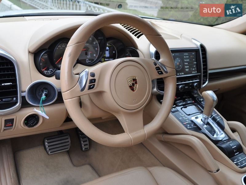 Позашляховик / Кросовер Porsche Cayenne 2012 в Одесі