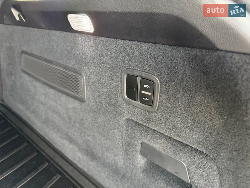 Позашляховик / Кросовер Porsche Cayenne 2020 в Києві