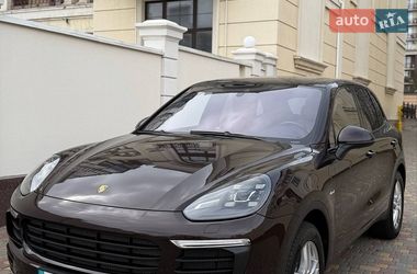 Внедорожник / Кроссовер Porsche Cayenne 2015 в Одессе