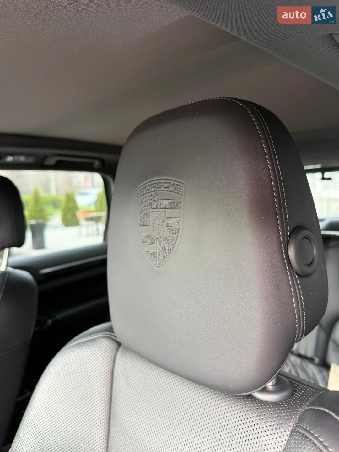 2017 Porsche Cayenne - мініатюра 19