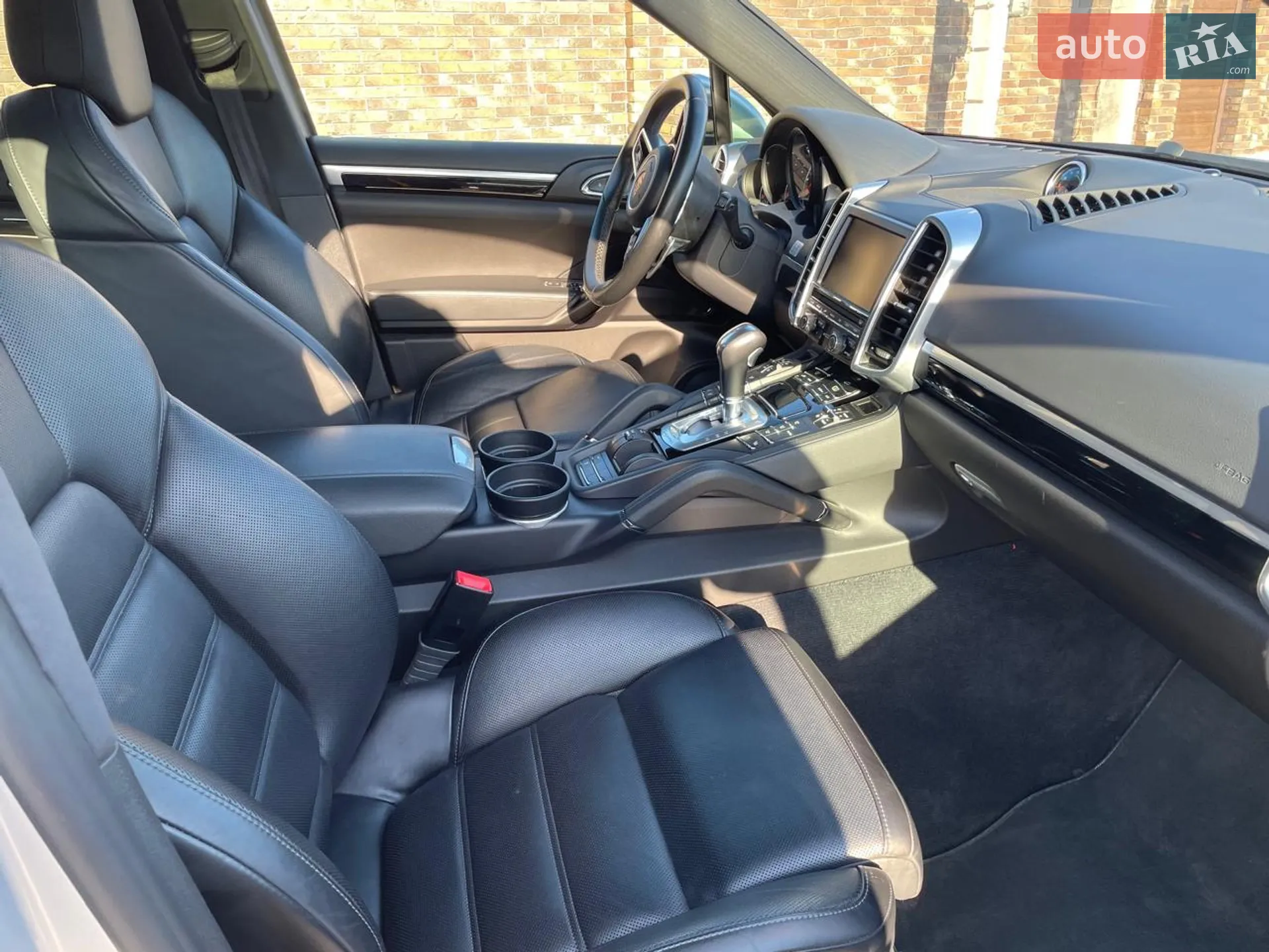 2015 Porsche Cayenne - мініатюра 9