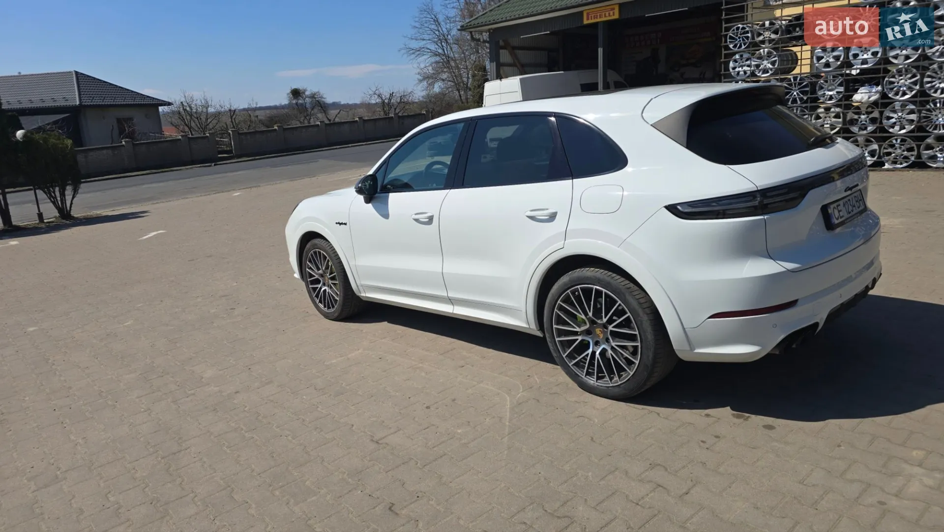 2019 Porsche Cayenne - мініатюра 5