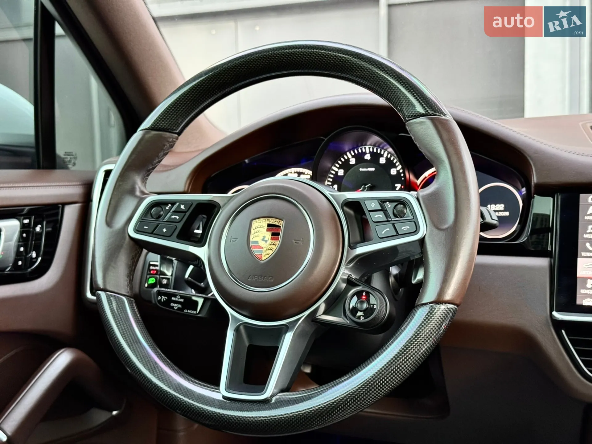 2018 Porsche Cayenne - мініатюра 2