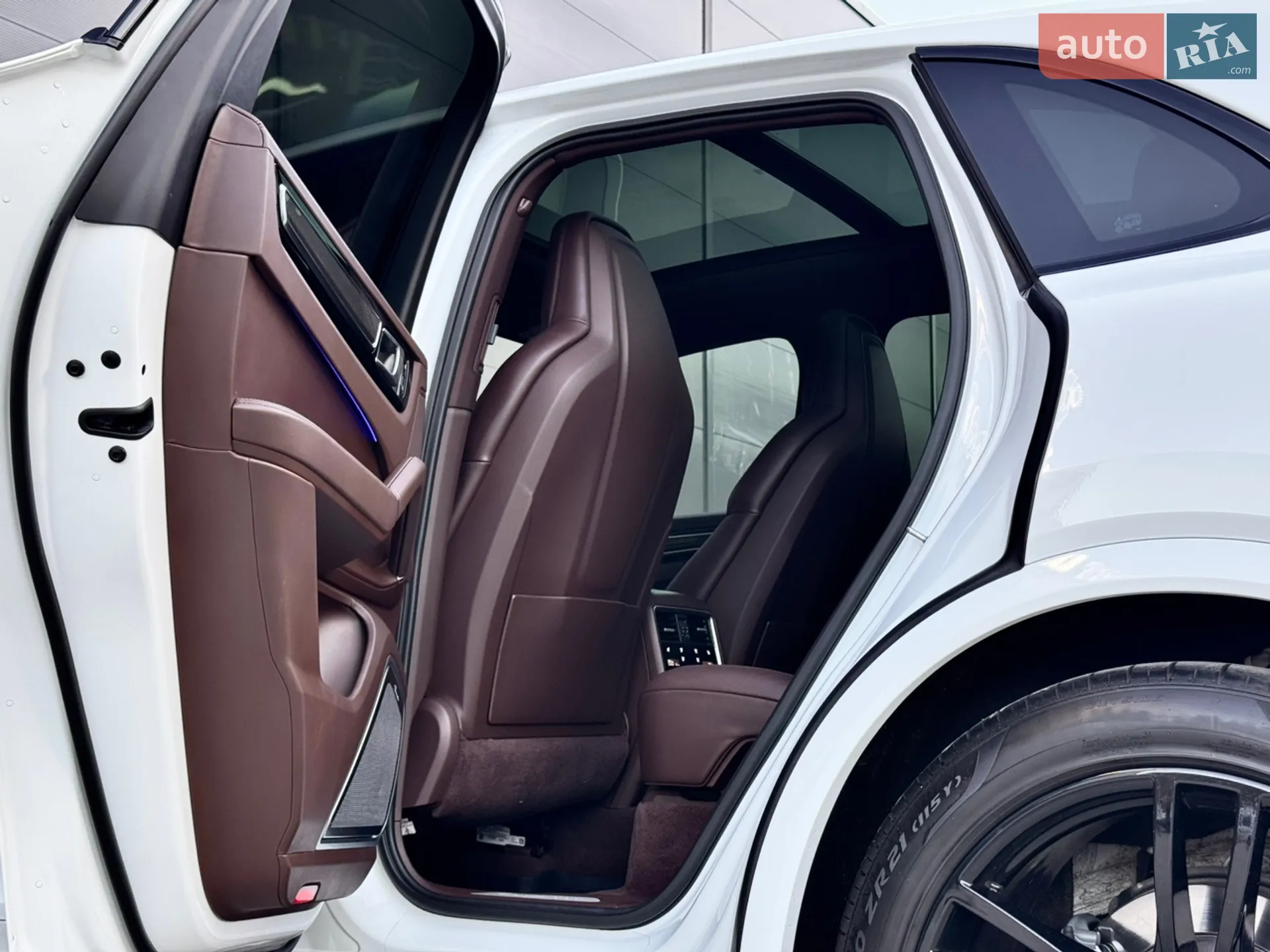 2018 Porsche Cayenne - мініатюра 41