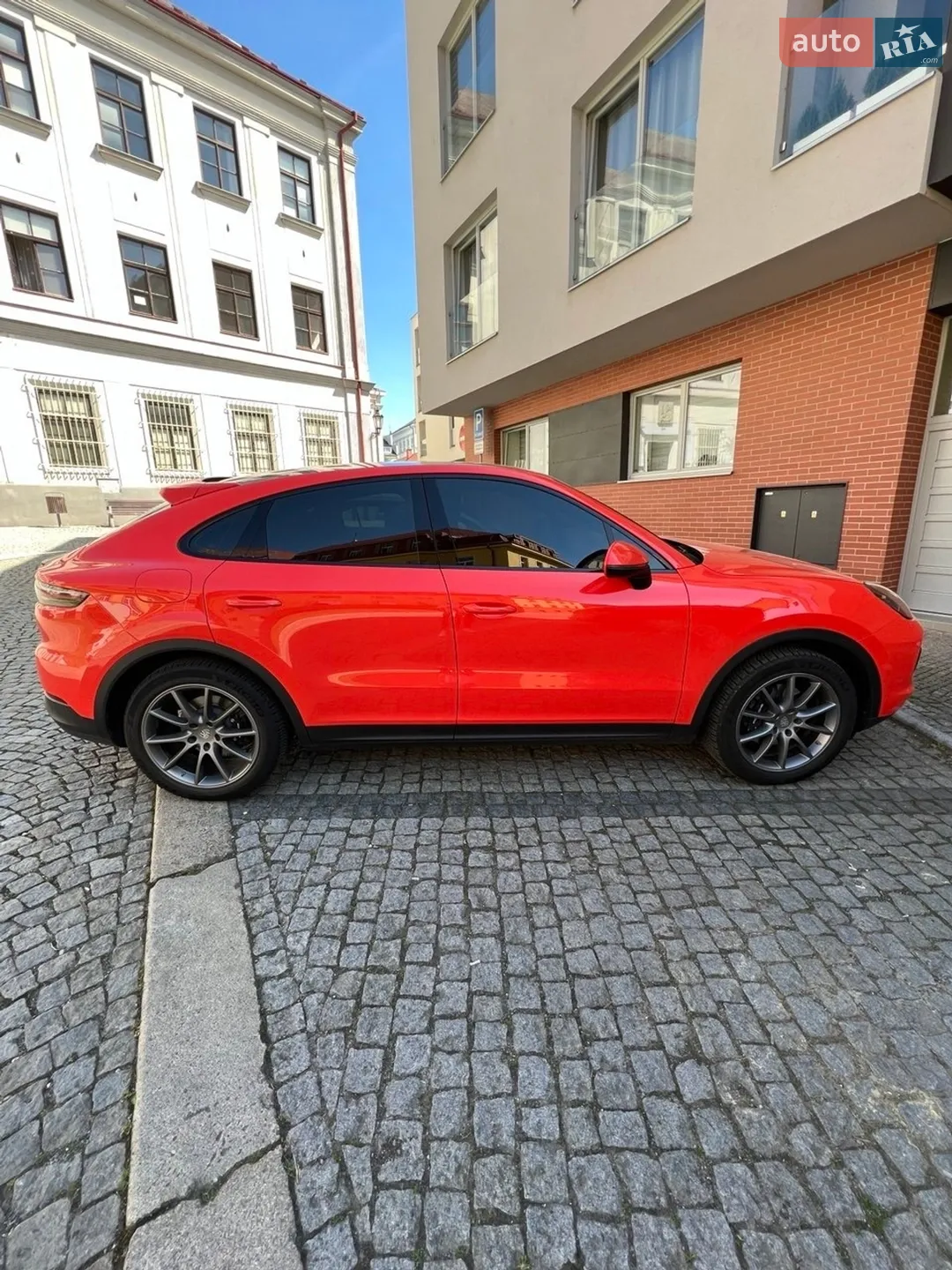 2020 Porsche Cayenne - мініатюра 3
