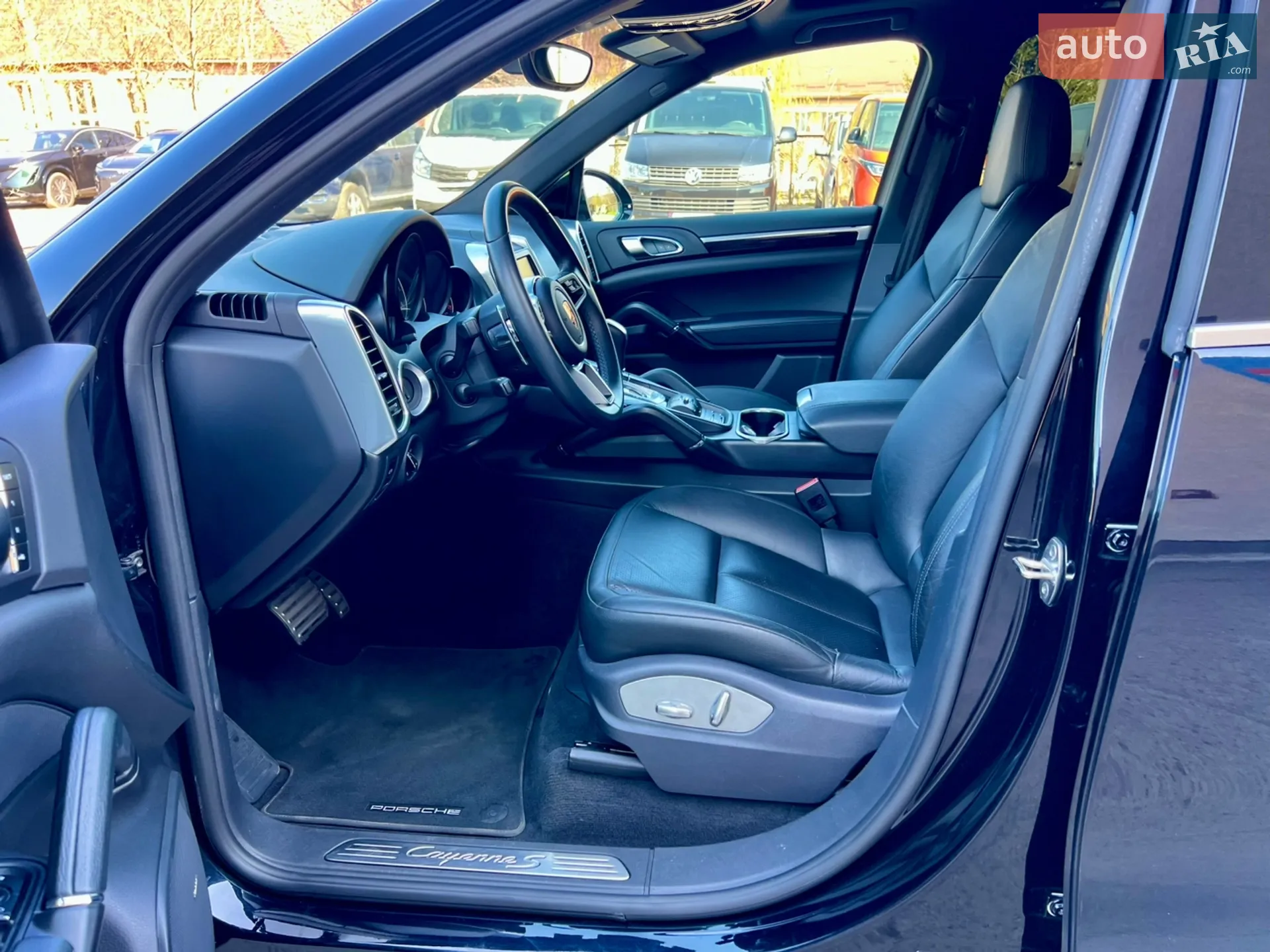 2015 Porsche Cayenne - мініатюра 20