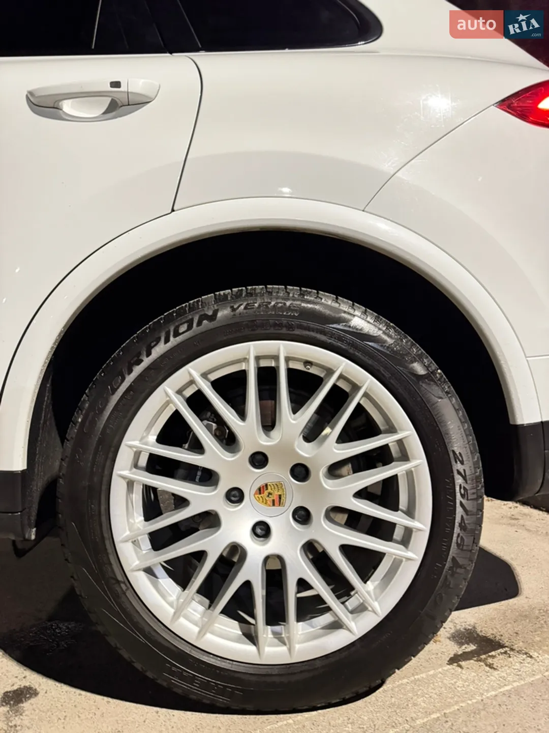 2016 Porsche Cayenne - мініатюра 17