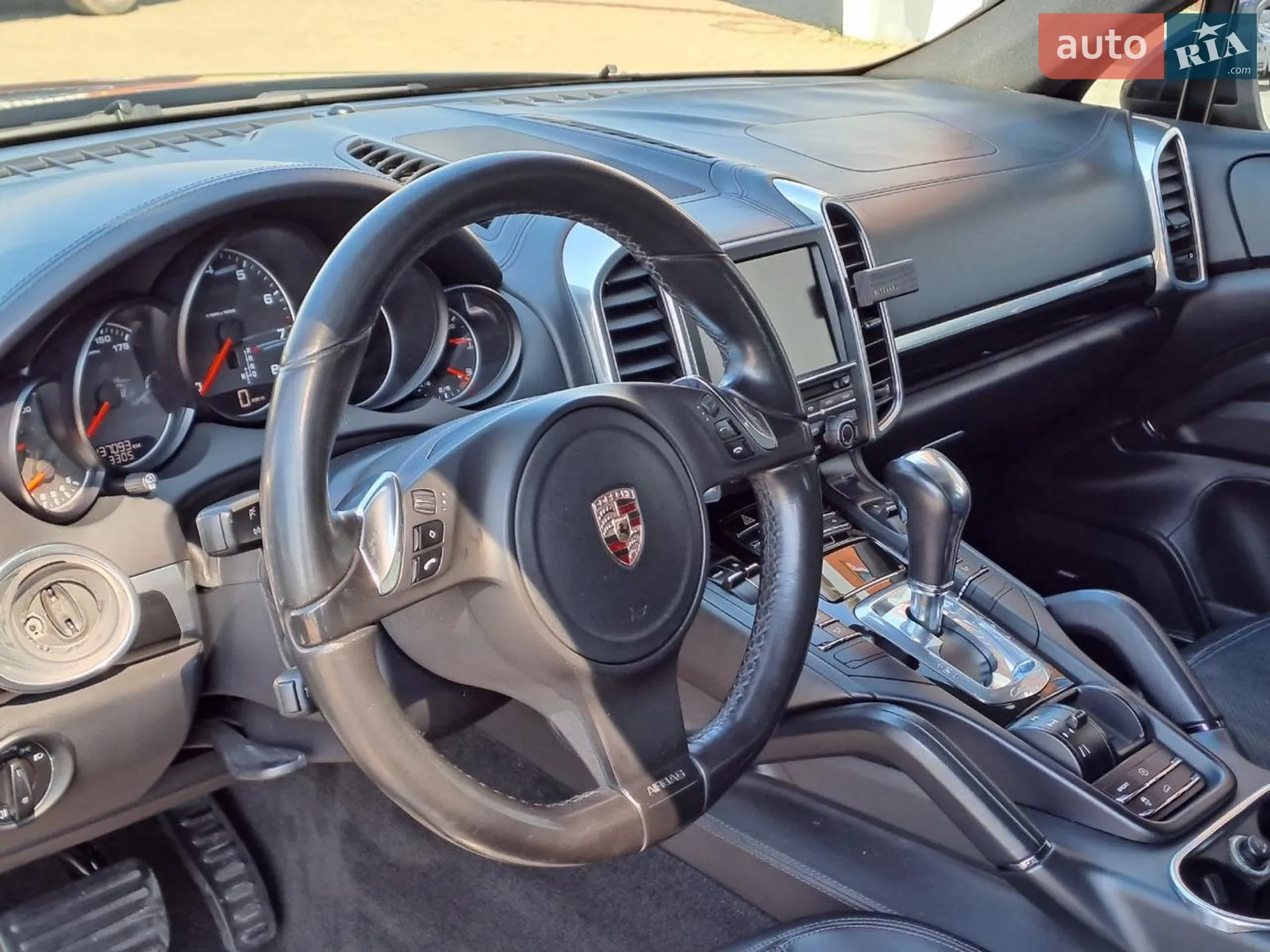 2010 Porsche Cayenne - мініатюра 11