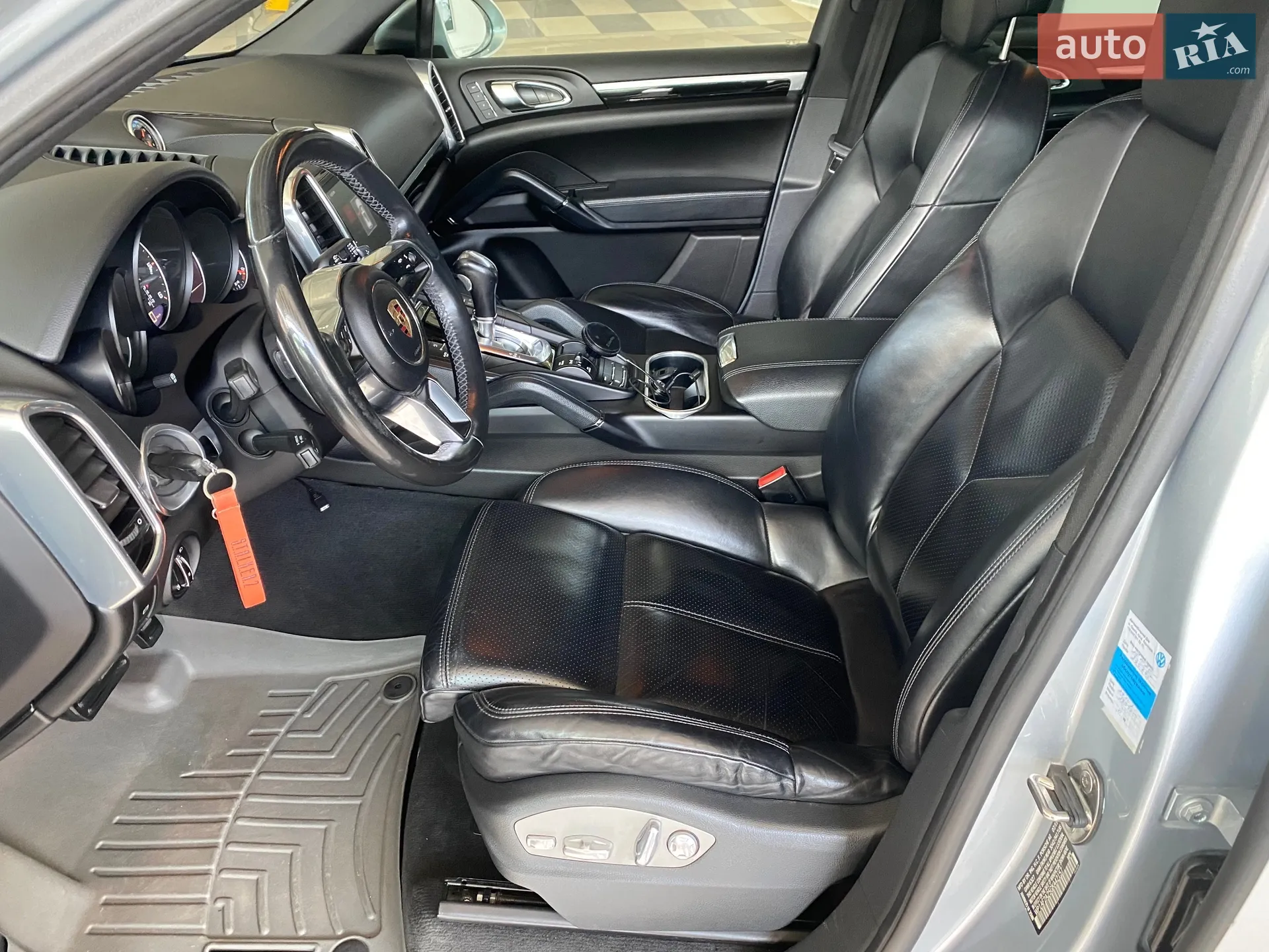 2015 Porsche Cayenne - мініатюра 20