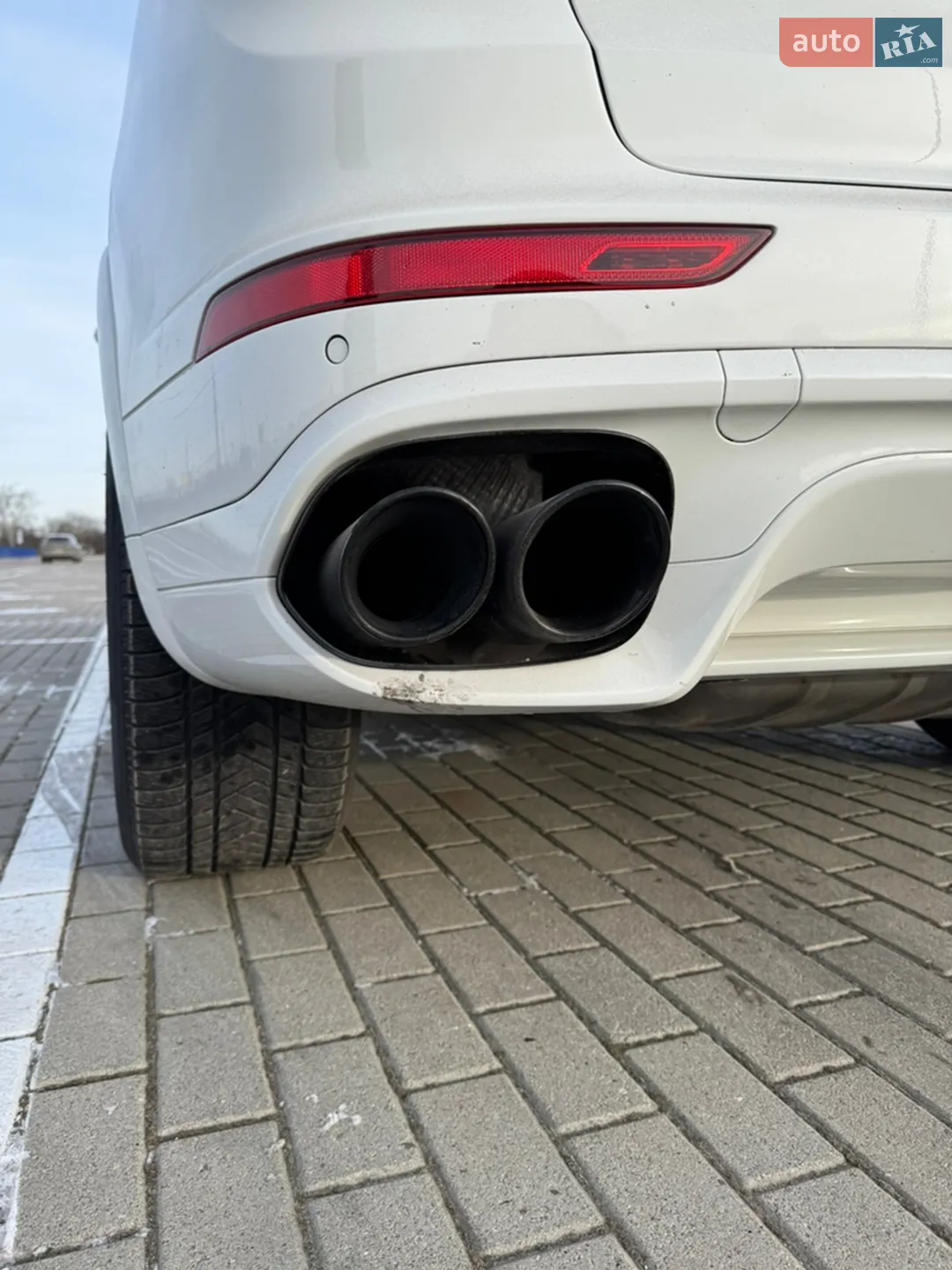 2017 Porsche Cayenne - мініатюра 22