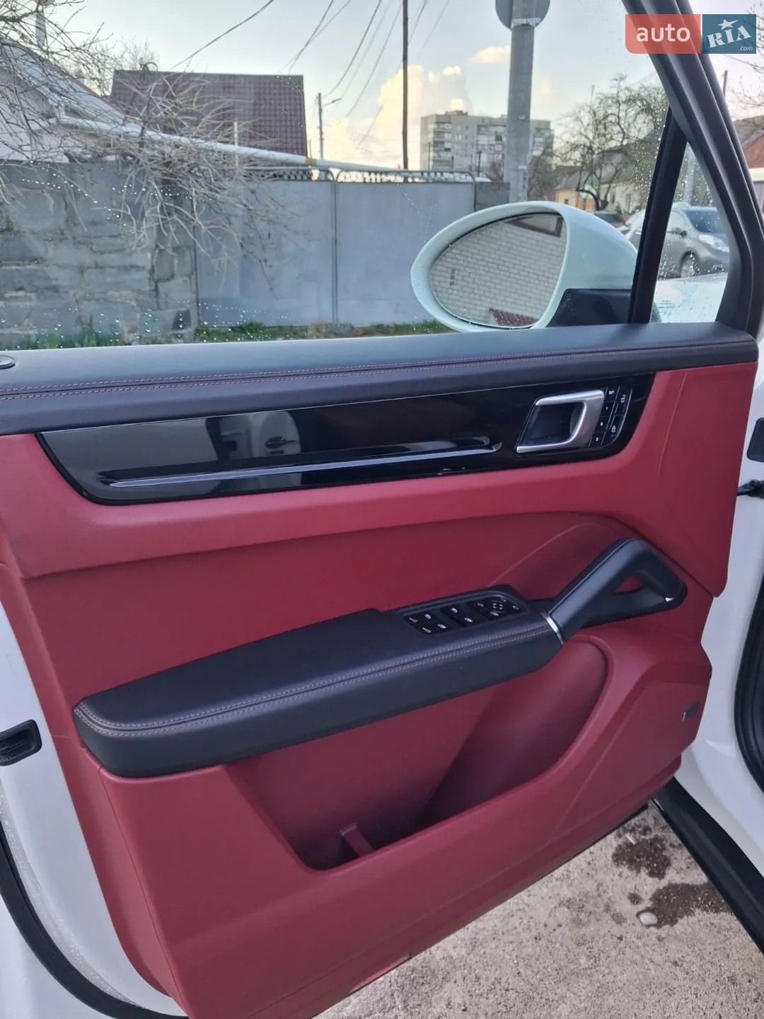 2021 Porsche Cayenne - мініатюра 9