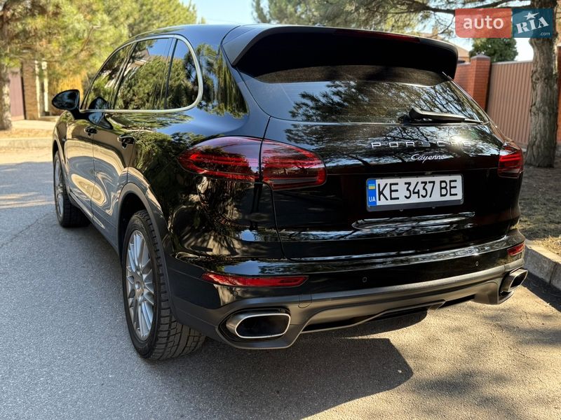 Внедорожник / Кроссовер Porsche Cayenne 2015 в Днепре фото 4 Внедорожник / Кроссовер Porsche Cayenne 2015 в Днепре