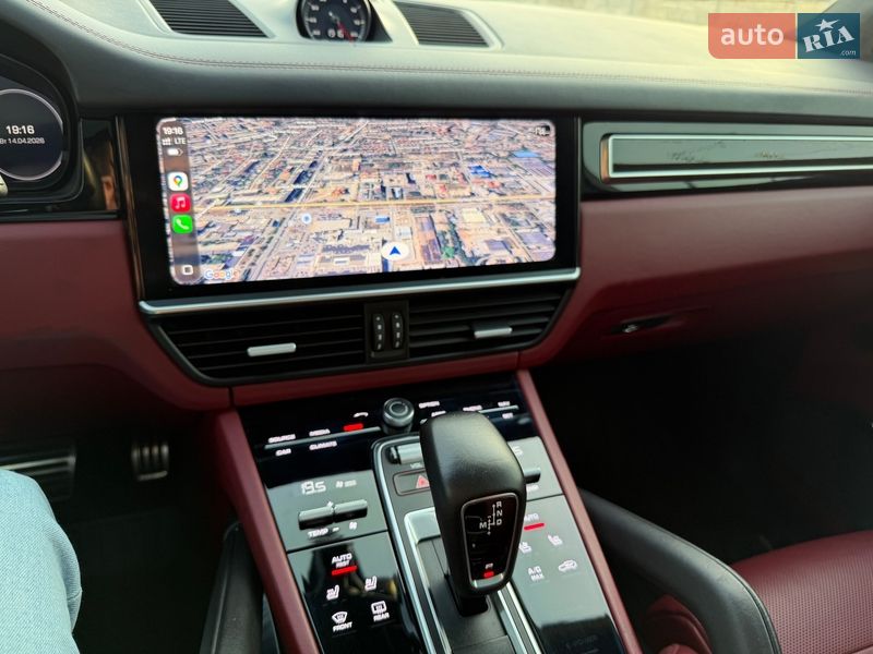 Внедорожник / Кроссовер Porsche Cayenne 2018 в Ивано-Франковске