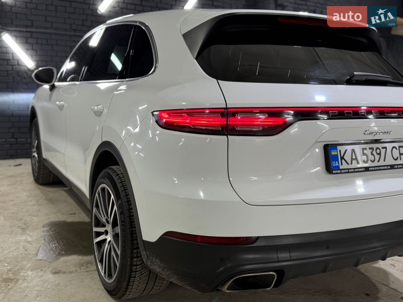 Внедорожник / Кроссовер Porsche Cayenne 2017 в Киеве фото 31 Внедорожник / Кроссовер Porsche Cayenne 2017 в Киеве
