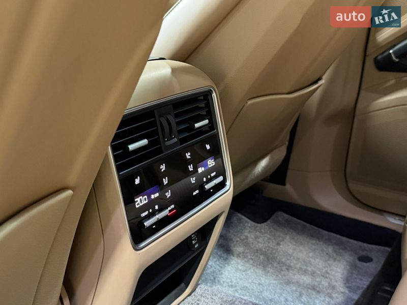 Внедорожник / Кроссовер Porsche Cayenne 2017 в Киеве фото 54 Внедорожник / Кроссовер Porsche Cayenne 2017 в Киеве