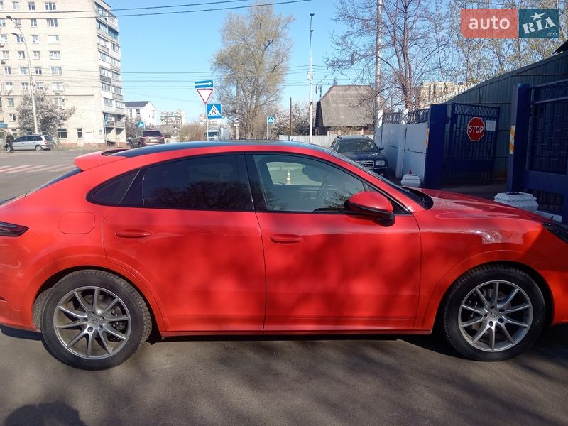 Позашляховик / Кросовер Porsche Cayenne 2019 в Києві