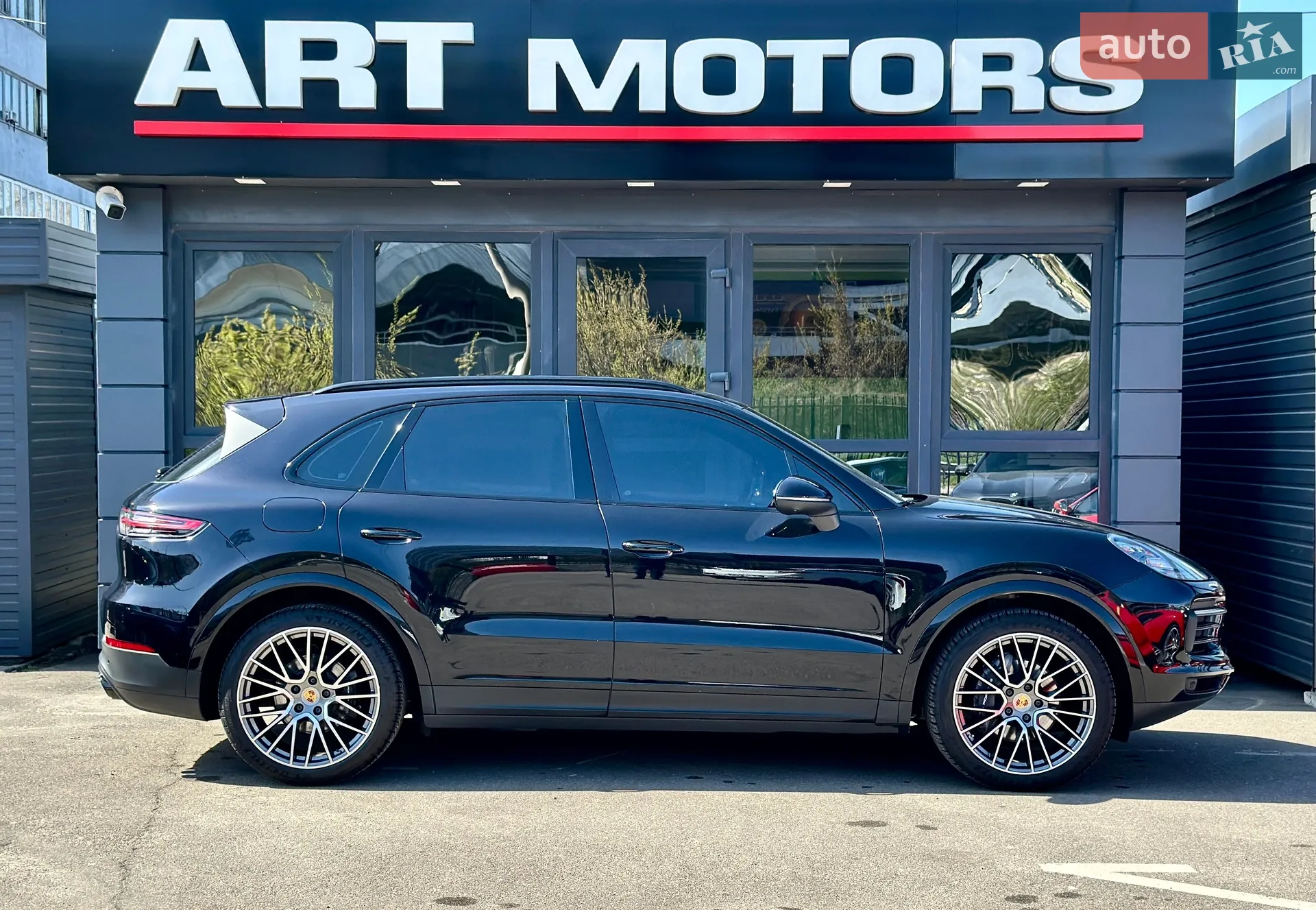 2021 Porsche Cayenne - мініатюра 2