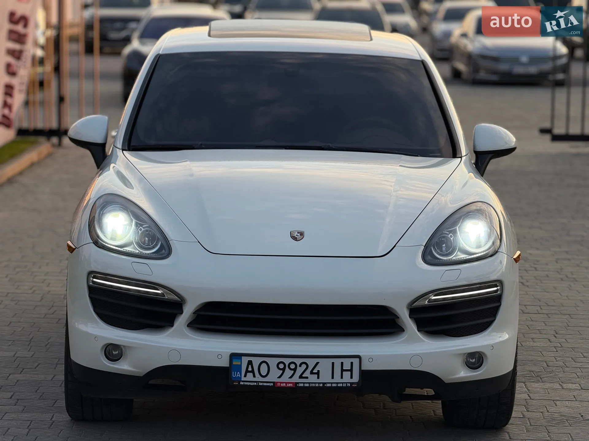 2011 Porsche Cayenne - мініатюра 12