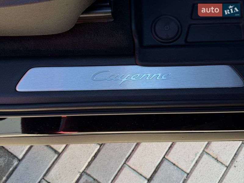 Внедорожник / Кроссовер Porsche Cayenne 2018 в Виннице
