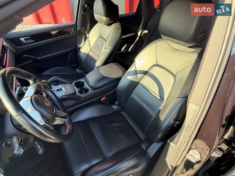 Внедорожник / Кроссовер Porsche Cayenne 2018 в Виннице
