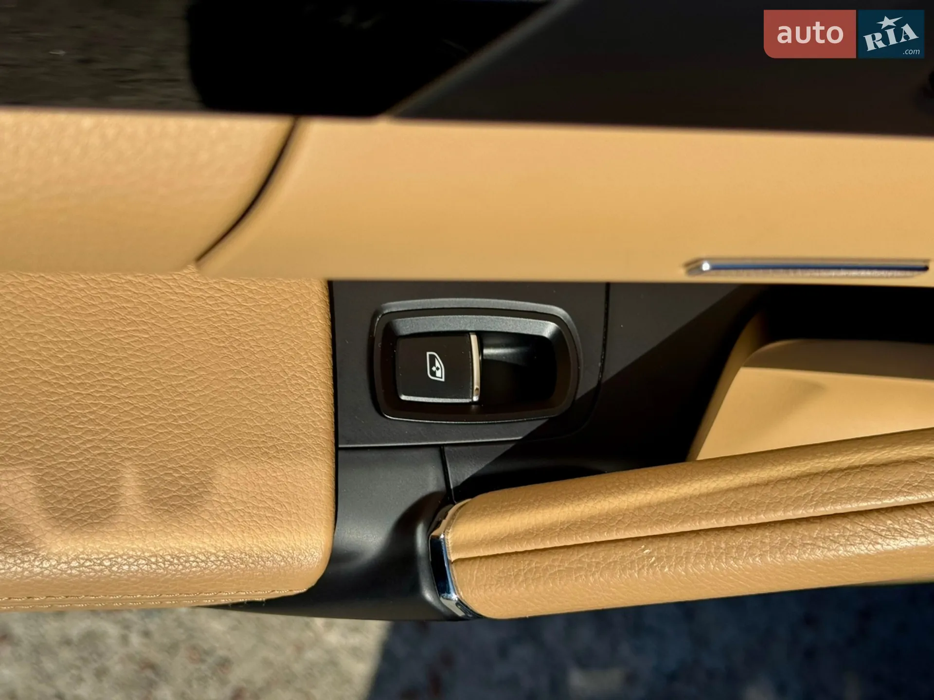 2016 Porsche Cayenne - мініатюра 48