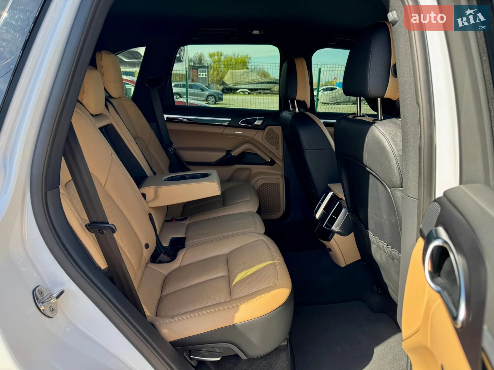 2016 Porsche Cayenne - мініатюра 59