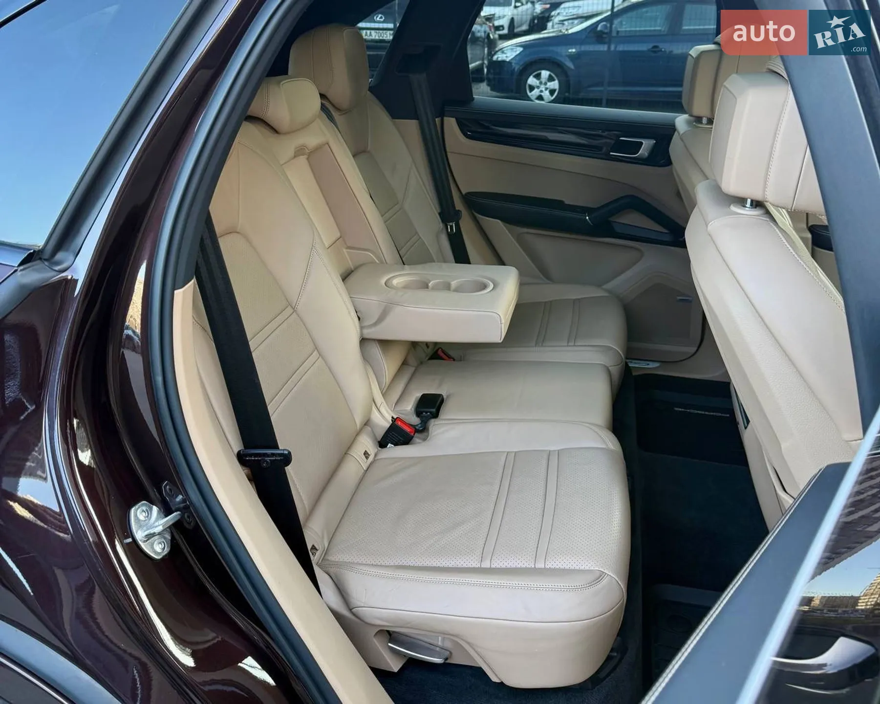 2019 Porsche Cayenne - мініатюра 36