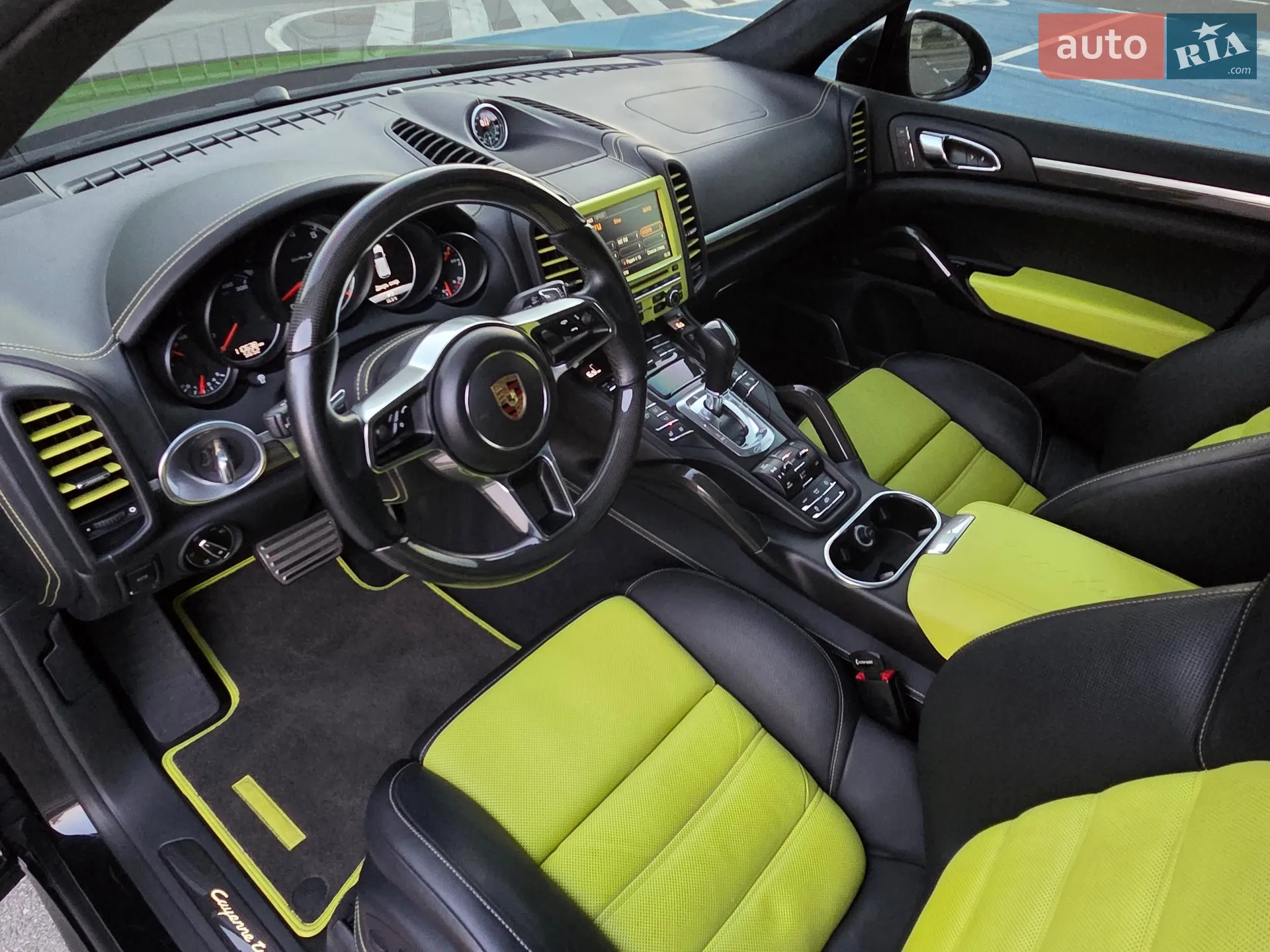 2015 Porsche Cayenne - мініатюра 16